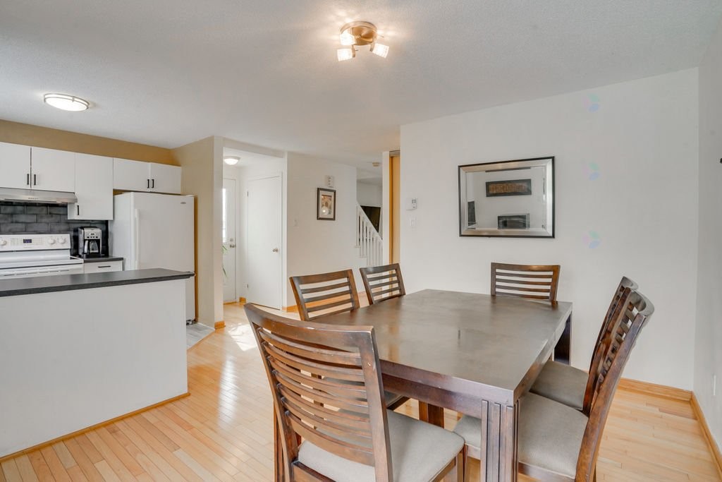 









292


Boul. des Trembles

,
Gatineau (Hull),




QC
J9A1Z6

