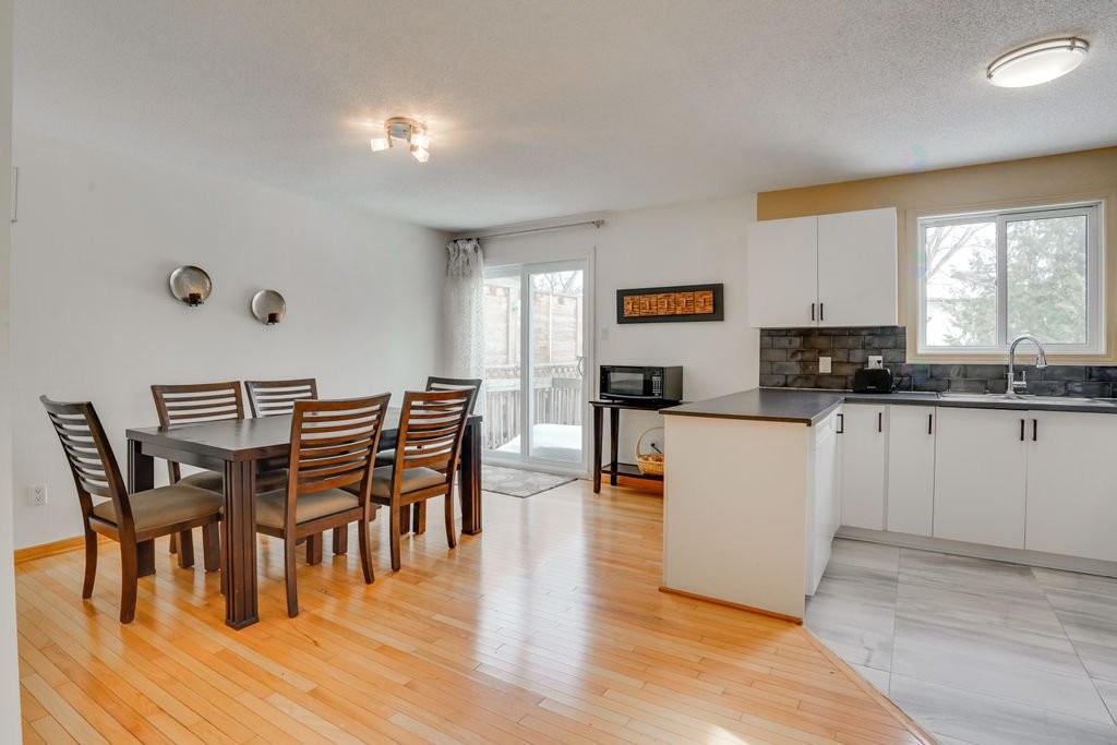 









292


Boul. des Trembles

,
Gatineau (Hull),




QC
J9A1Z6

