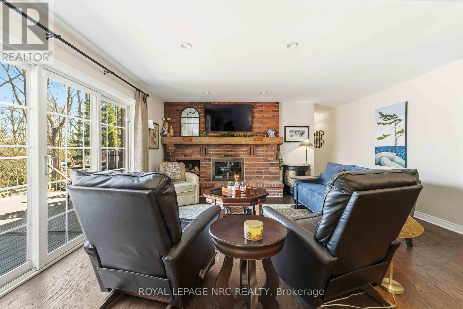 












3 PETRONELLA PARKWAY

,
Pelham (Fonthill),




Ontario
L0S1E0

