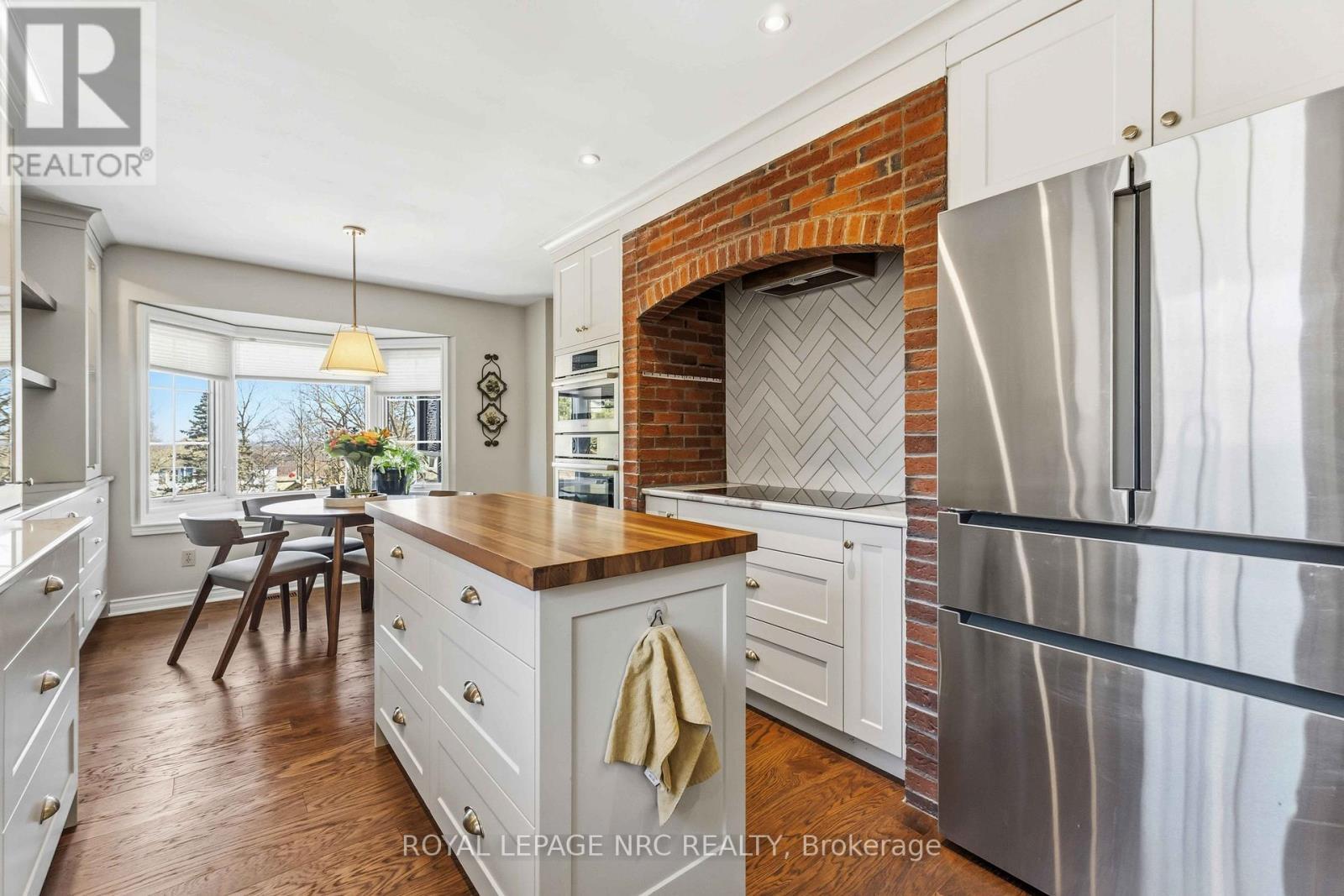 












3 PETRONELLA PARKWAY

,
Pelham (Fonthill),




Ontario
L0S1E0

