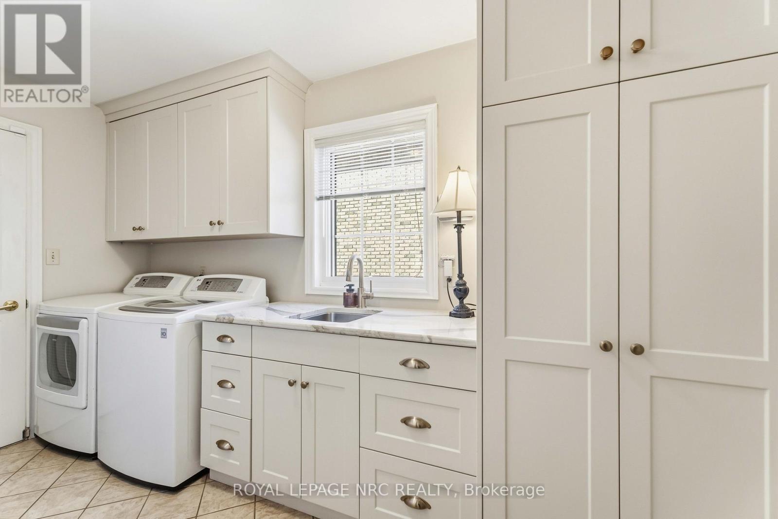 












3 PETRONELLA PARKWAY

,
Pelham (Fonthill),




Ontario
L0S1E0

