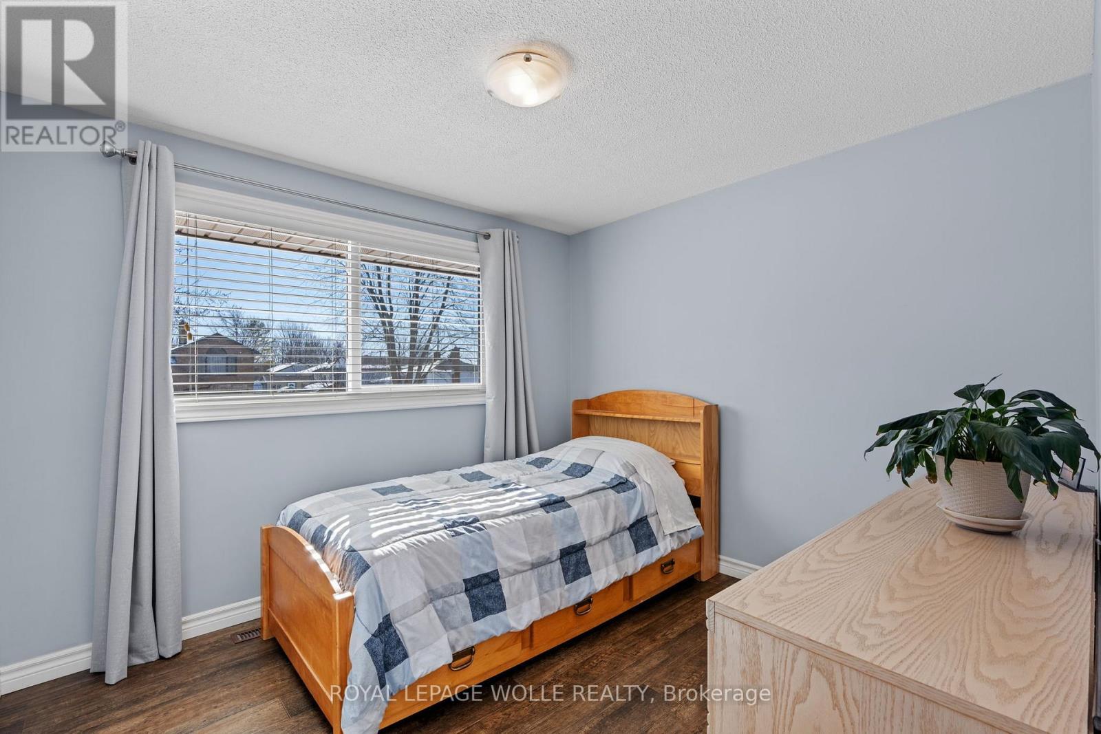 












218 ARRIS CRESCENT

,
West Perth,




Ontario
N0K1N0

