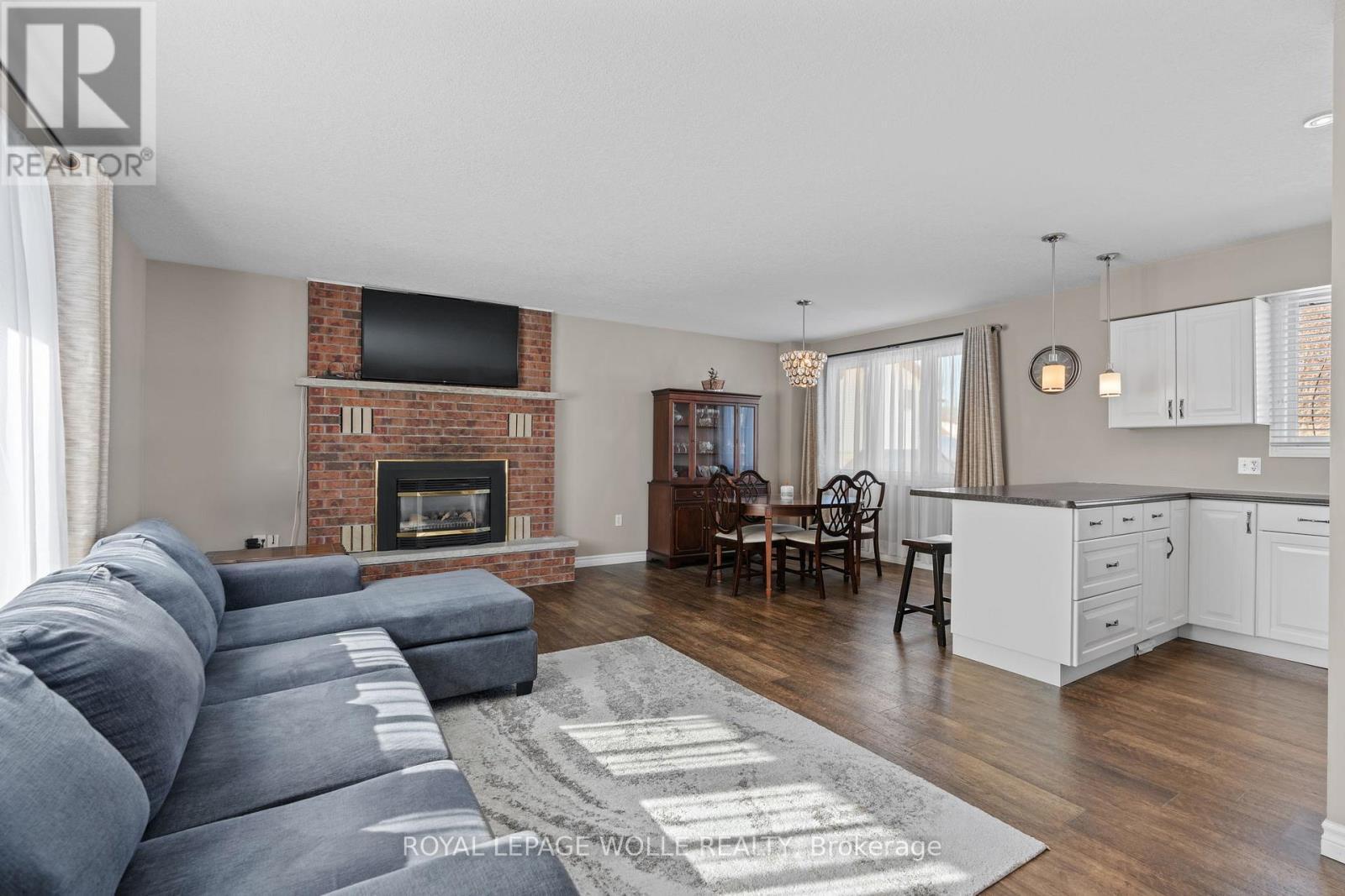 












218 ARRIS CRESCENT

,
West Perth,




Ontario
N0K1N0

