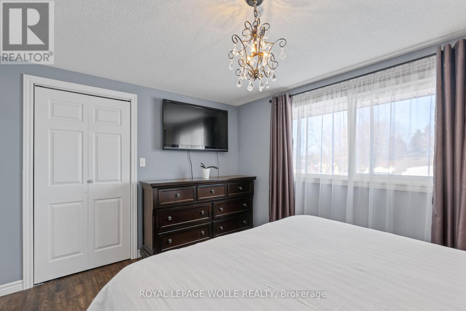 












218 ARRIS CRESCENT

,
West Perth,




Ontario
N0K1N0

