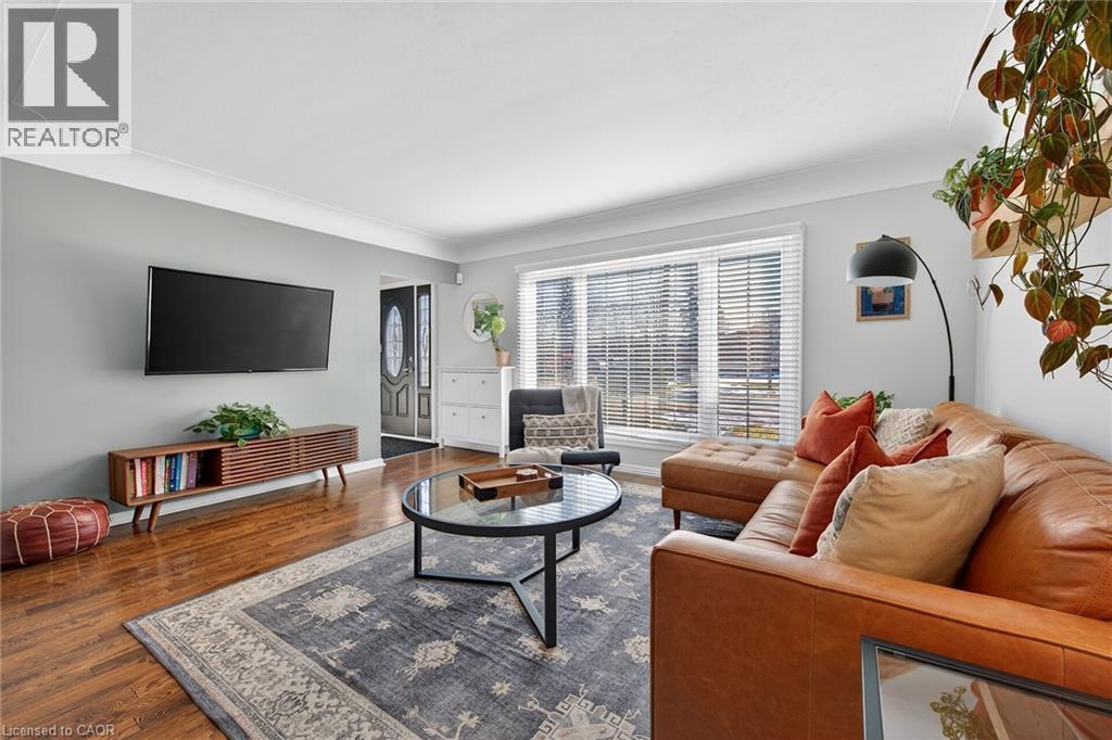 












124 WEST 24TH Street

,
Hamilton,




Ontario
L9C4W4

