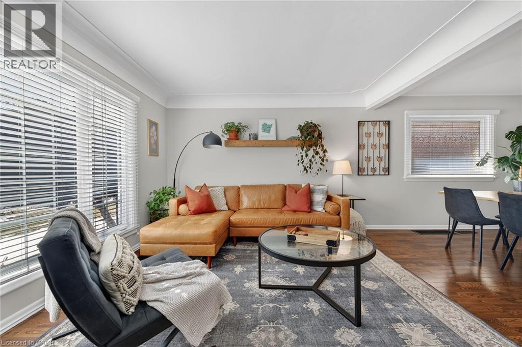 












124 WEST 24TH Street

,
Hamilton,




Ontario
L9C4W4

