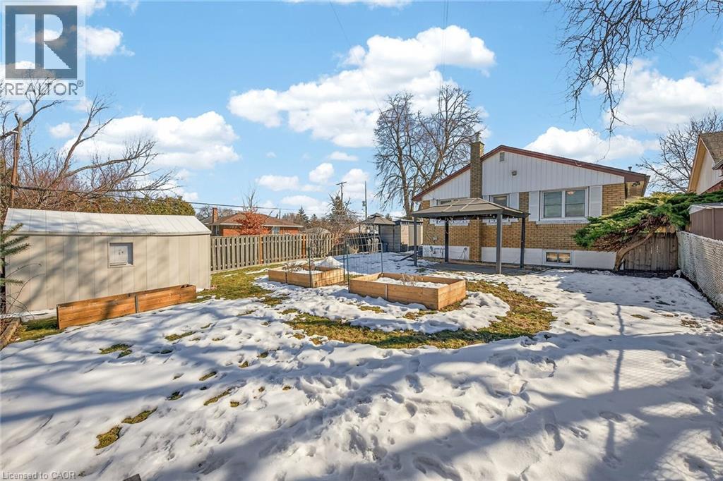 












124 WEST 24TH Street

,
Hamilton,




Ontario
L9C4W4

