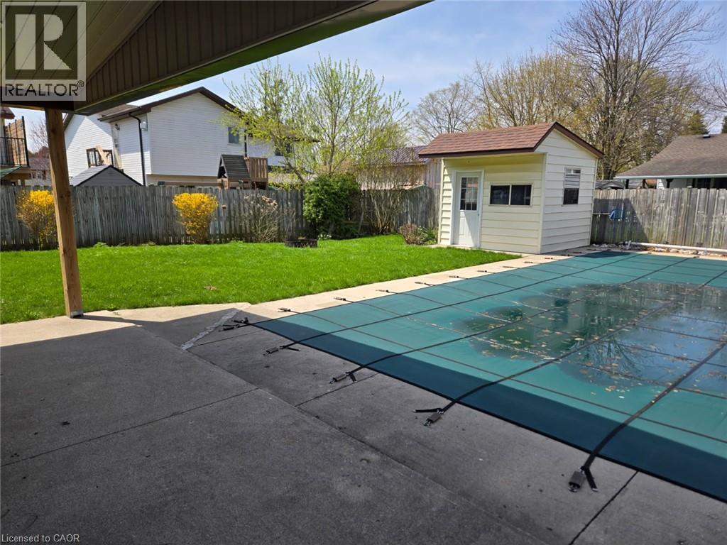 












218 ARRIS Crescent

,
Mitchell,




Ontario
N0K1N0

