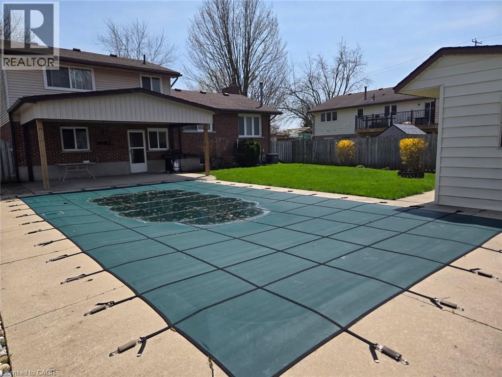 












218 ARRIS Crescent

,
Mitchell,




Ontario
N0K1N0

