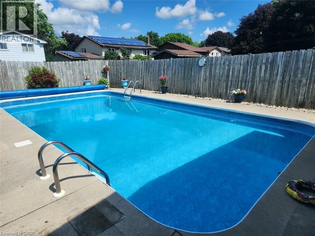 












218 ARRIS Crescent

,
Mitchell,




Ontario
N0K1N0

