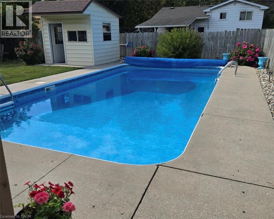 












218 ARRIS Crescent

,
Mitchell,




Ontario
N0K1N0

