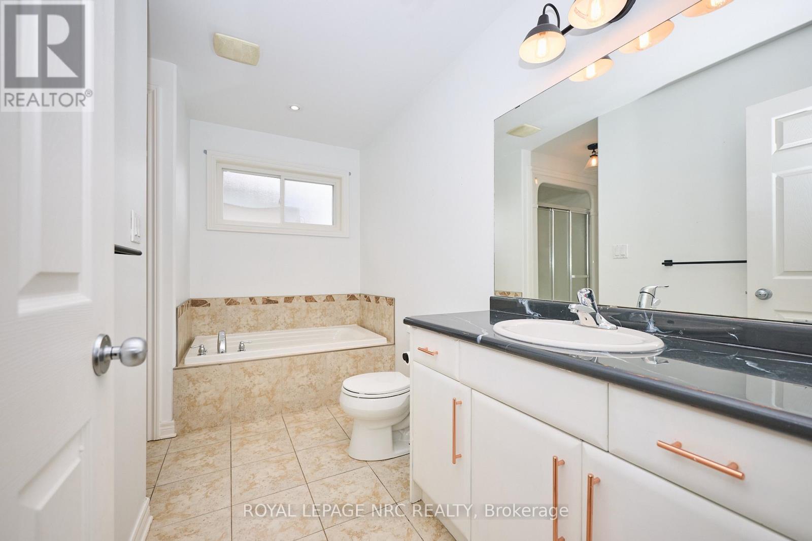 












6556 MARY DRIVE

,
Niagara Falls (Forestview),




Ontario
L2H0B5

