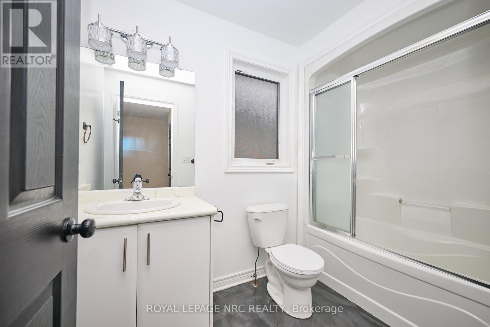 












6556 MARY DRIVE

,
Niagara Falls (Forestview),




Ontario
L2H0B5

