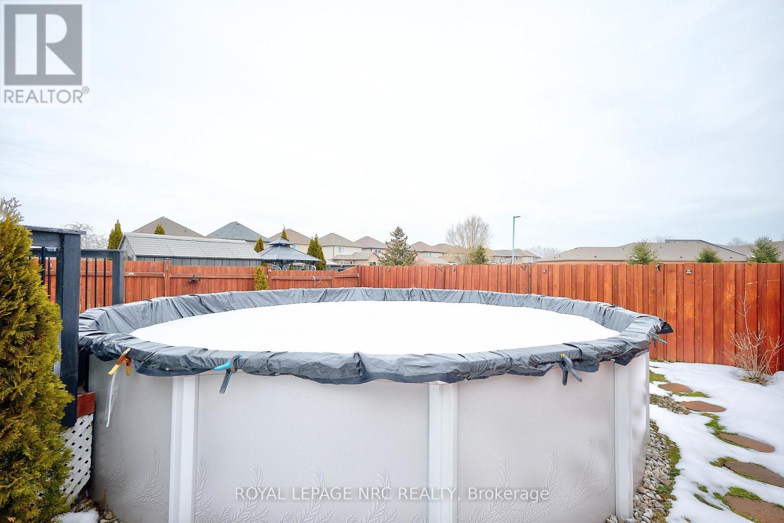 












6556 MARY DRIVE

,
Niagara Falls (Forestview),




Ontario
L2H0B5

