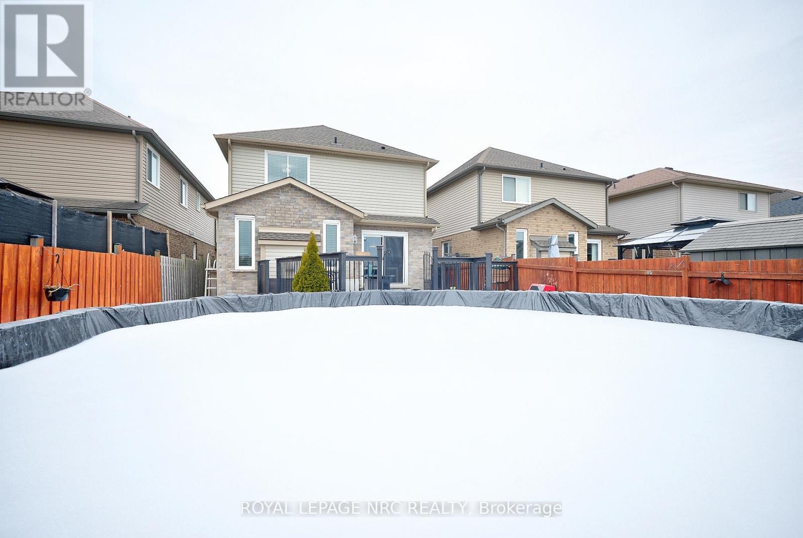 












6556 MARY DRIVE

,
Niagara Falls (Forestview),




Ontario
L2H0B5

