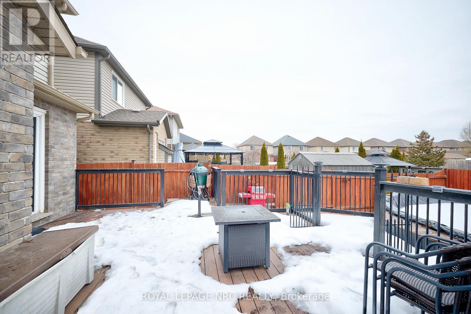 












6556 MARY DRIVE

,
Niagara Falls (Forestview),




Ontario
L2H0B5

