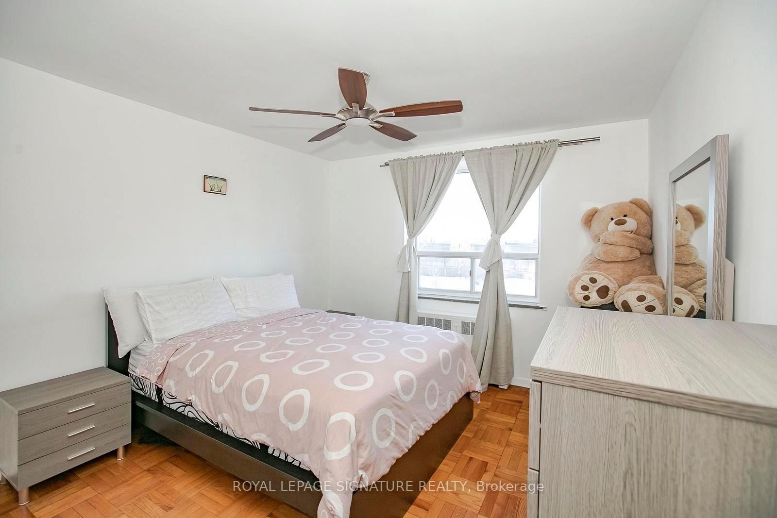 









219


Wilson

Avenue, 305,
Toronto,




ON
M5M 3B2

