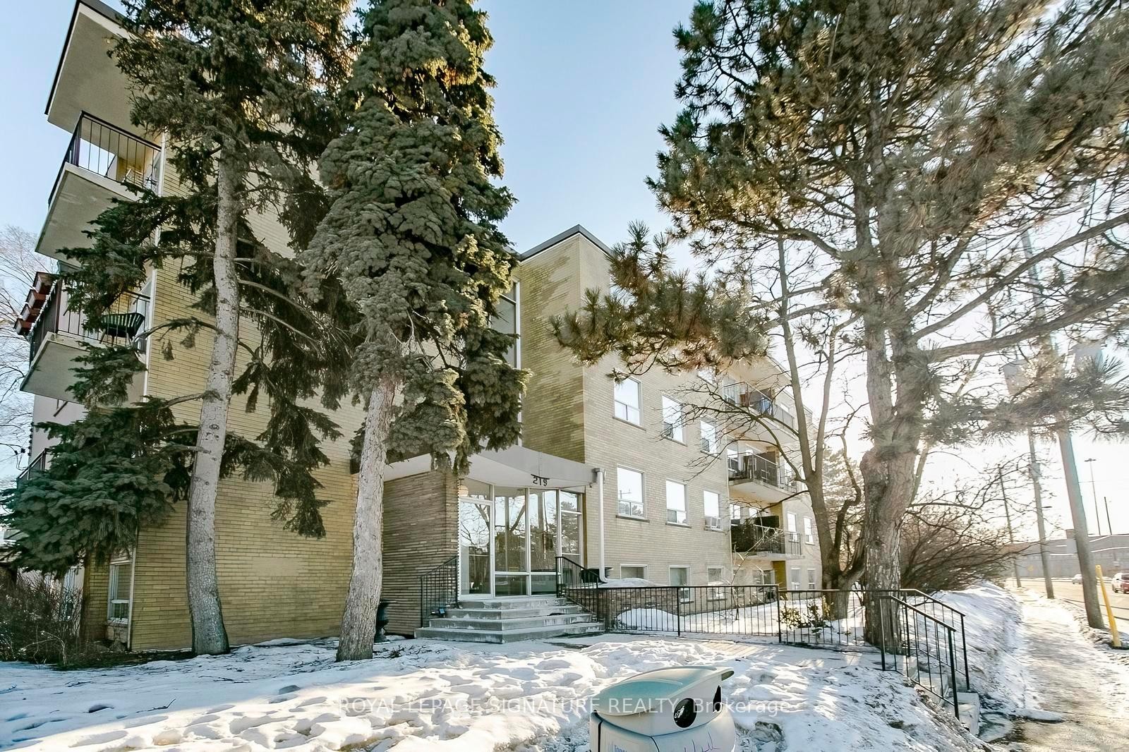 









219


Wilson

Avenue, 305,
Toronto,




ON
M5M 3B2

