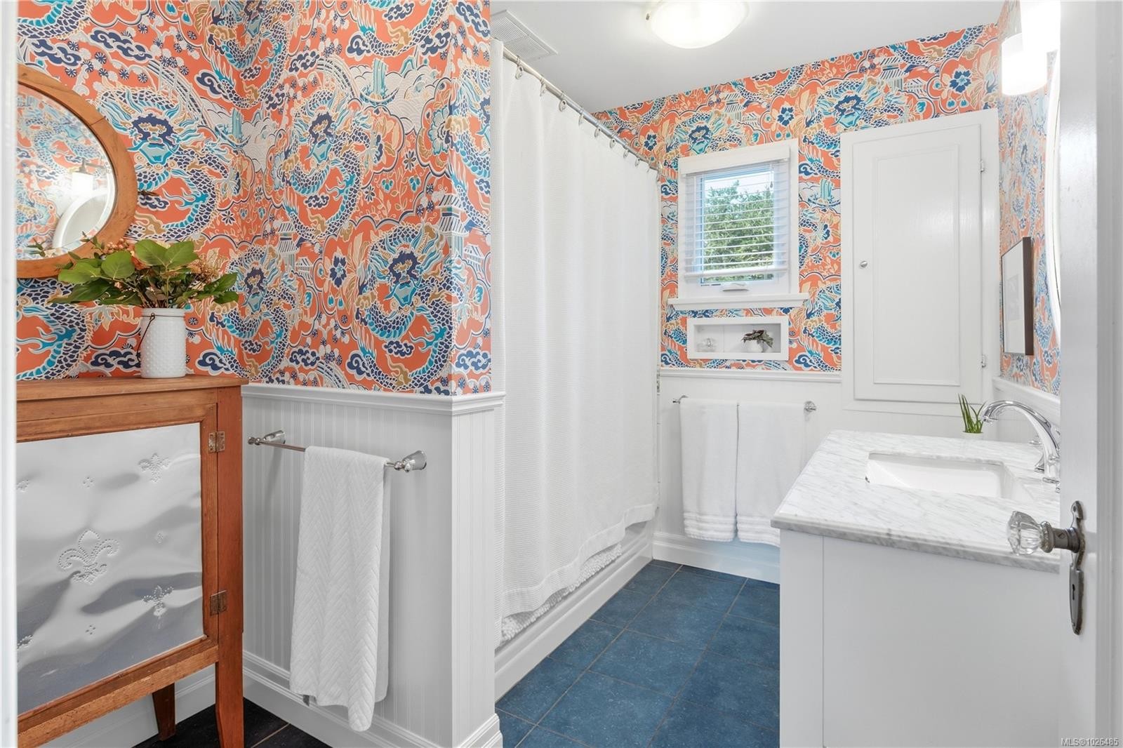 









1274


Tattersall

Dr,
Saanich,




BC
V8P 1Z4

