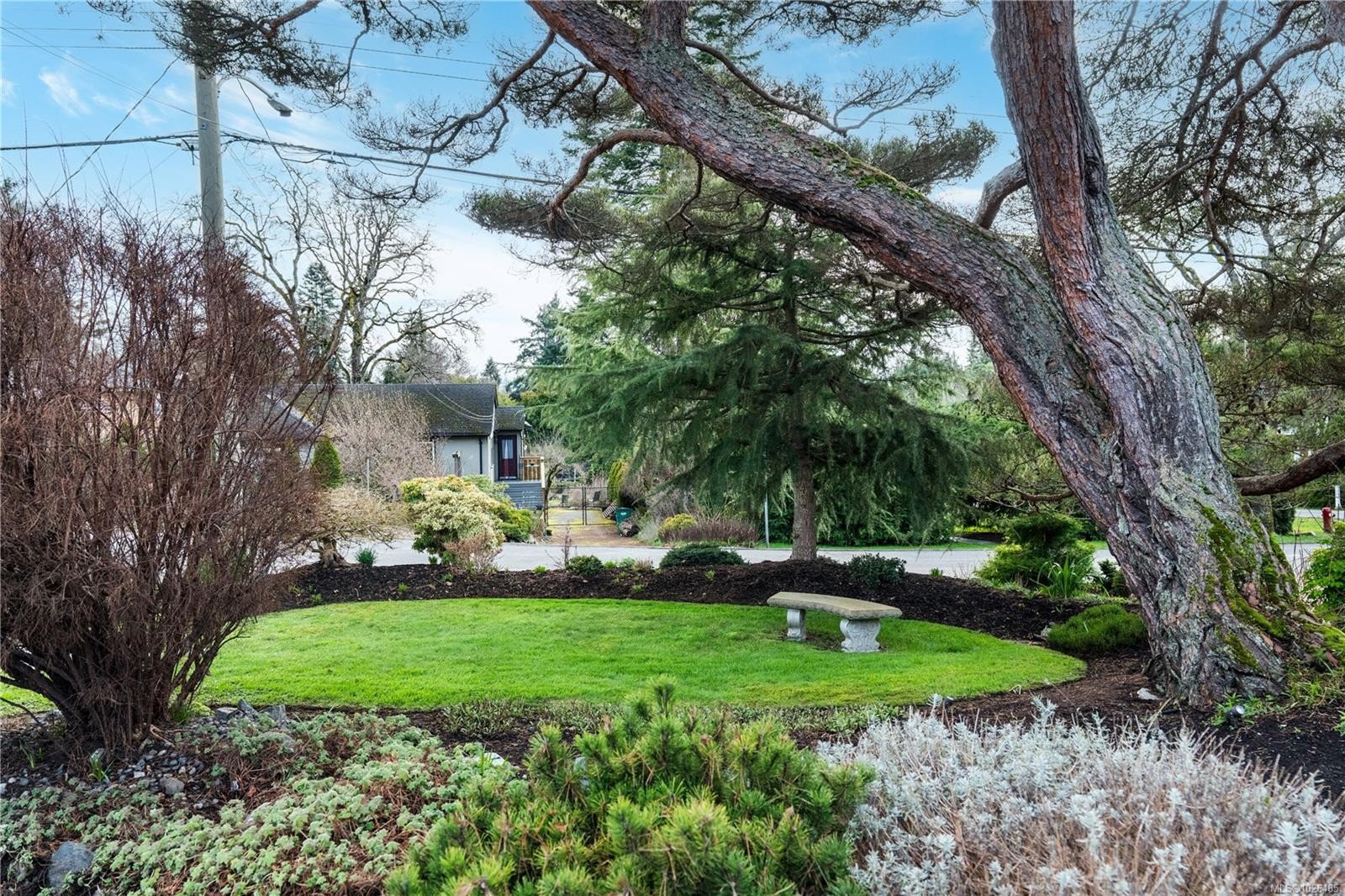 









1274


Tattersall

Dr,
Saanich,




BC
V8P 1Z4

