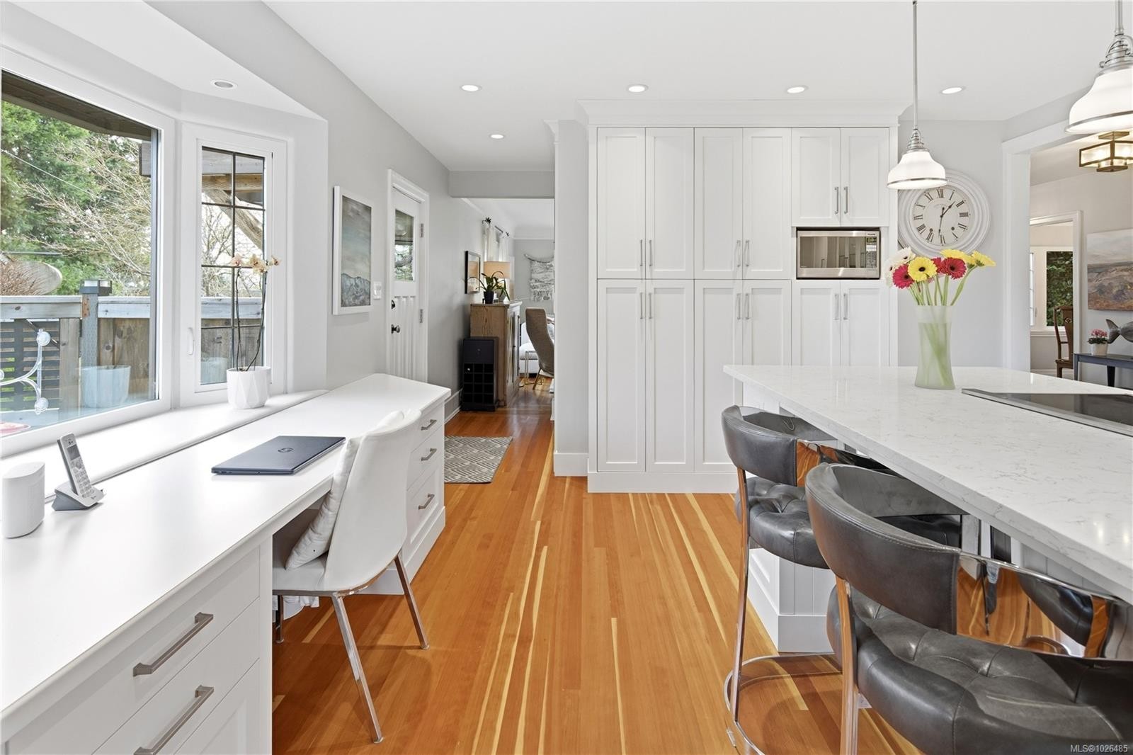 









1274


Tattersall

Dr,
Saanich,




BC
V8P 1Z4

