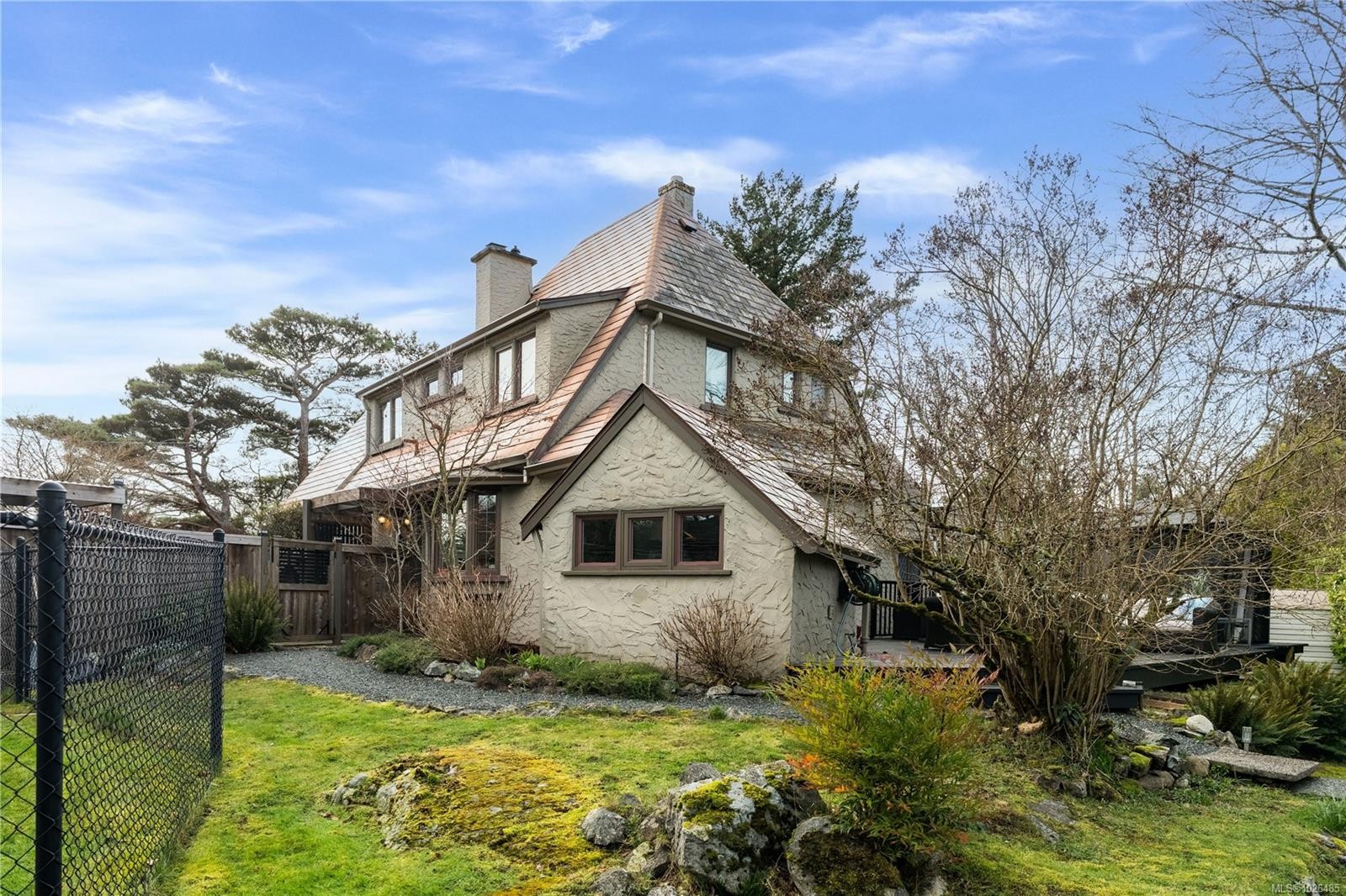 









1274


Tattersall

Dr,
Saanich,




BC
V8P 1Z4

