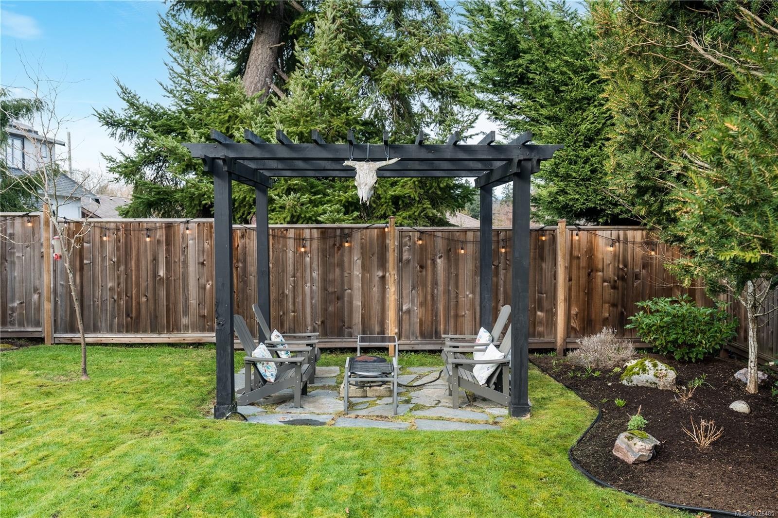 









1274


Tattersall

Dr,
Saanich,




BC
V8P 1Z4

