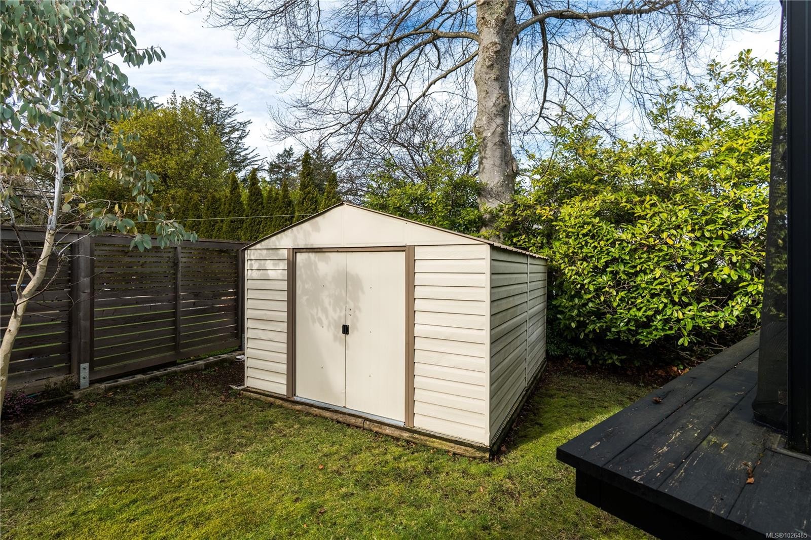 









1274


Tattersall

Dr,
Saanich,




BC
V8P 1Z4

