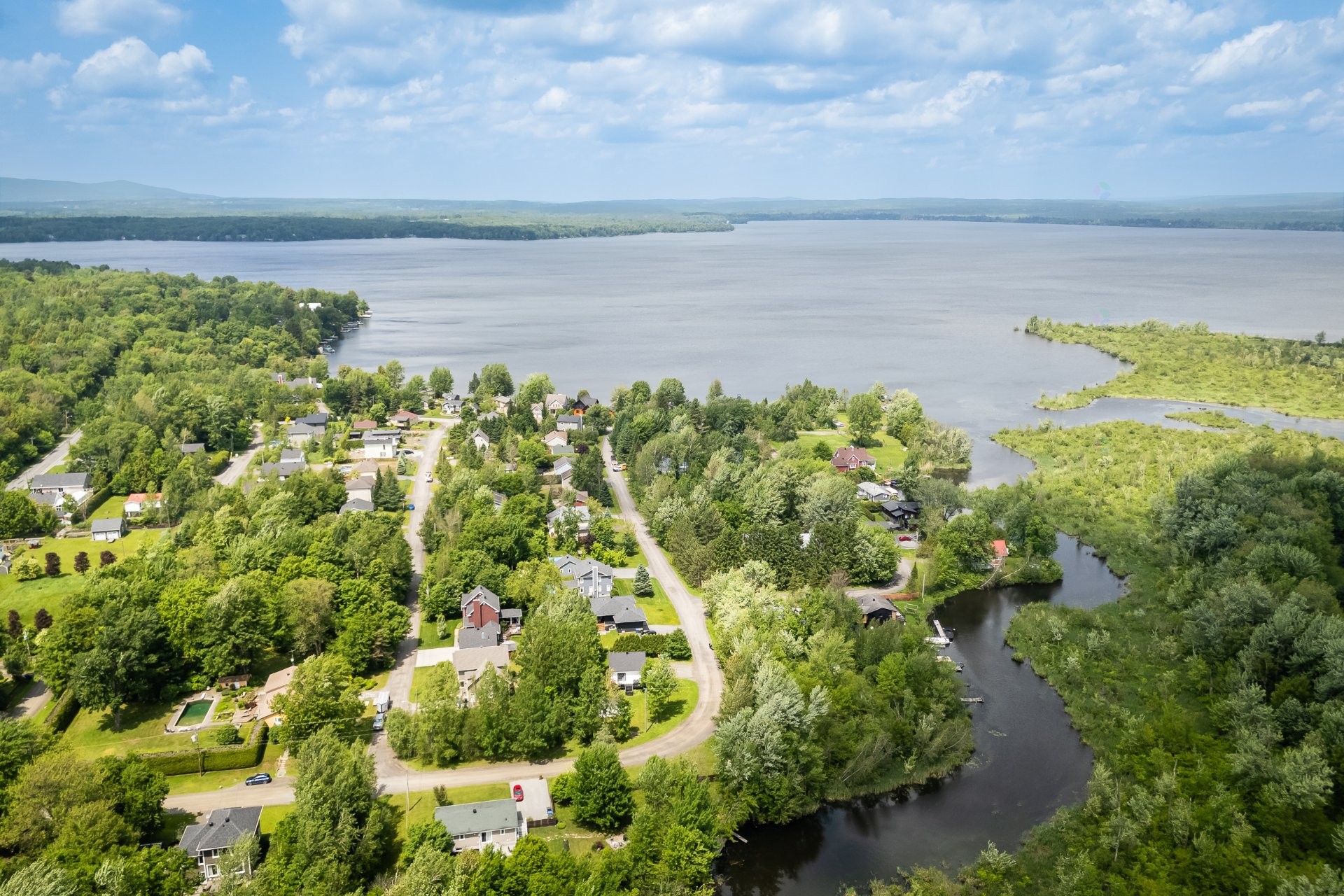 









28


Rue Willow

,
Lac-Brome,




QC
J0E1V0

