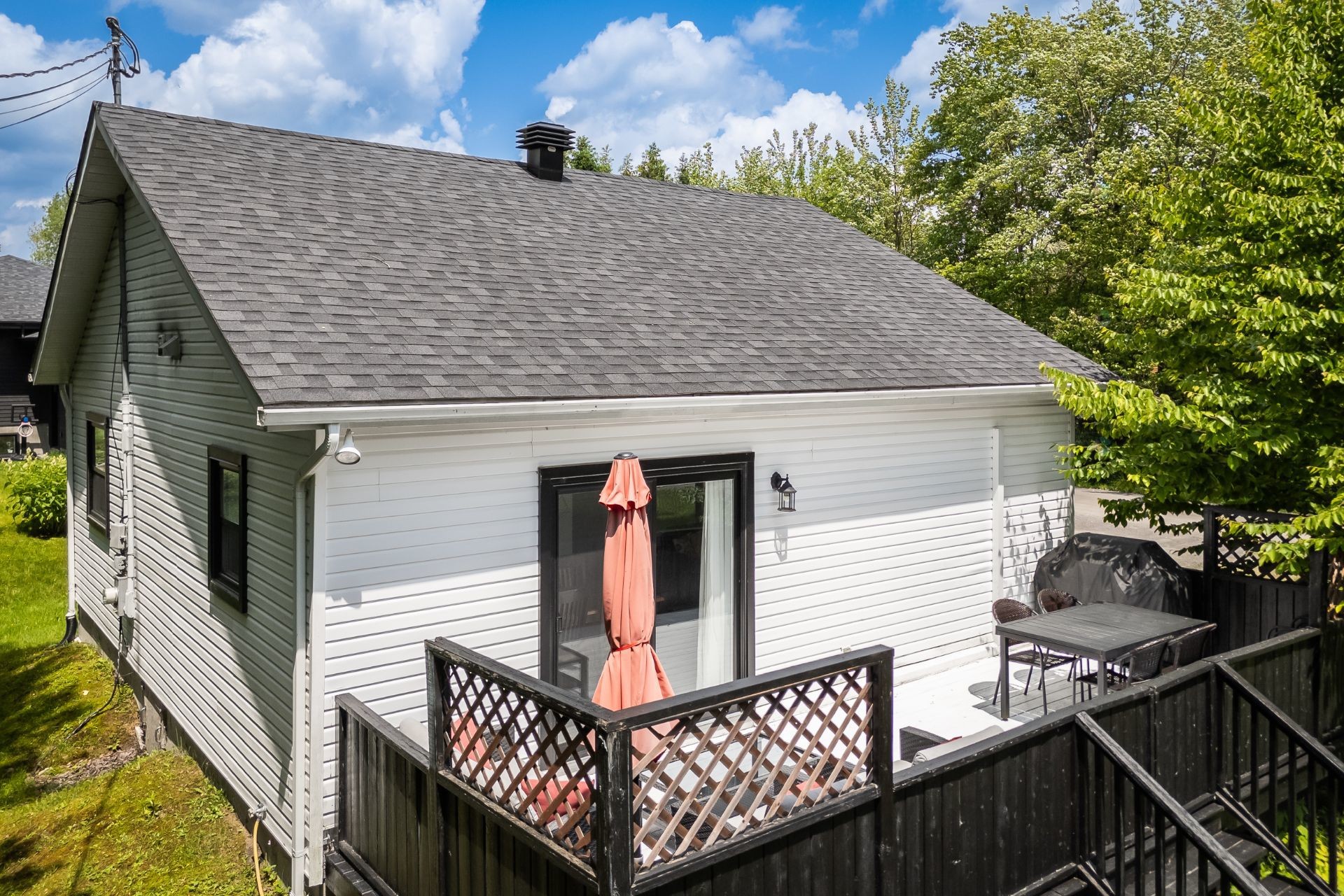 









28


Rue Willow

,
Lac-Brome,




QC
J0E1V0

