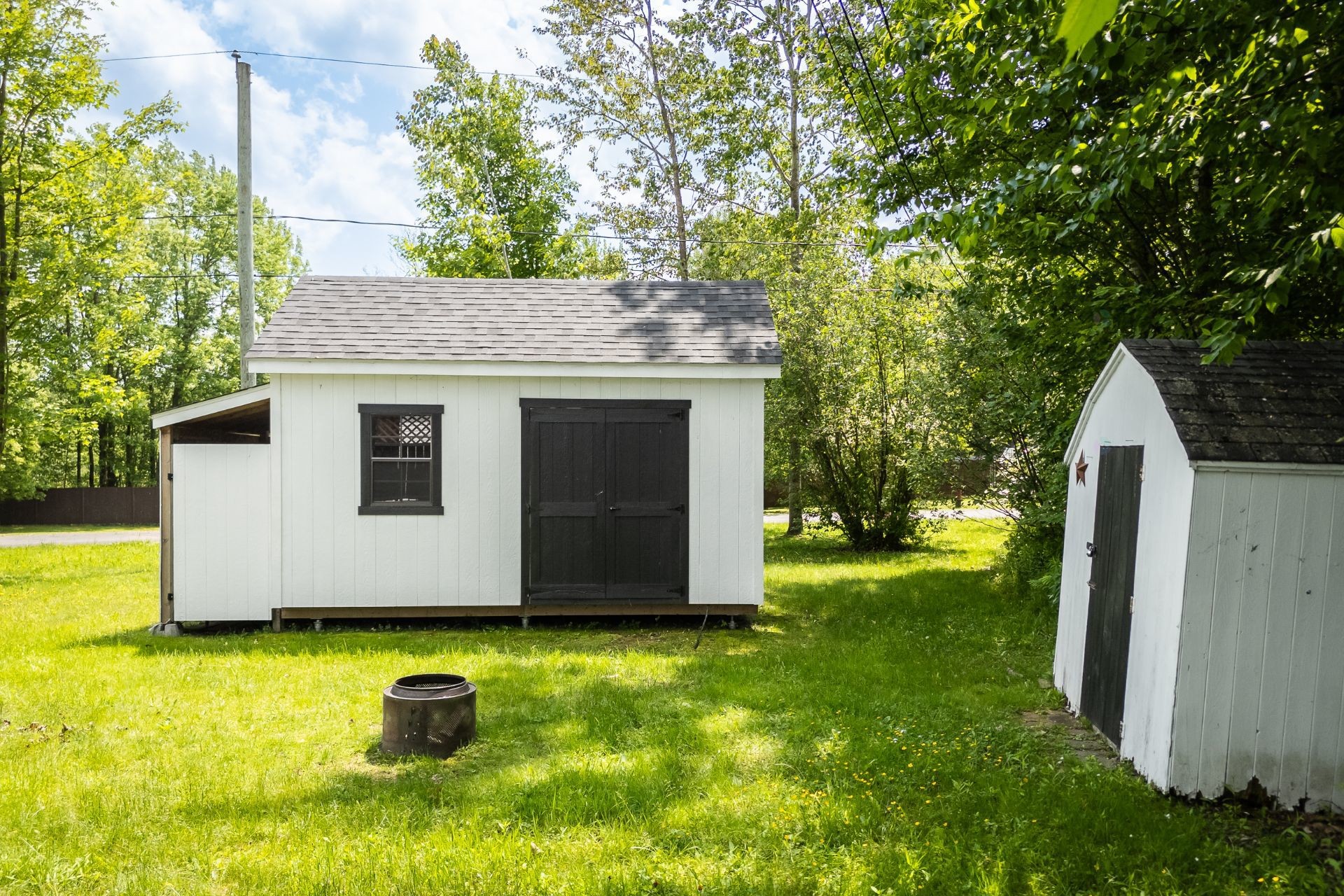 









28


Rue Willow

,
Lac-Brome,




QC
J0E1V0

