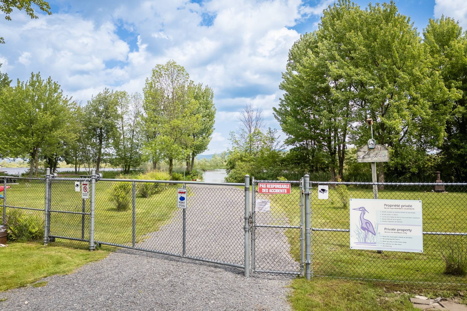 









28


Rue Willow

,
Lac-Brome,




QC
J0E1V0

