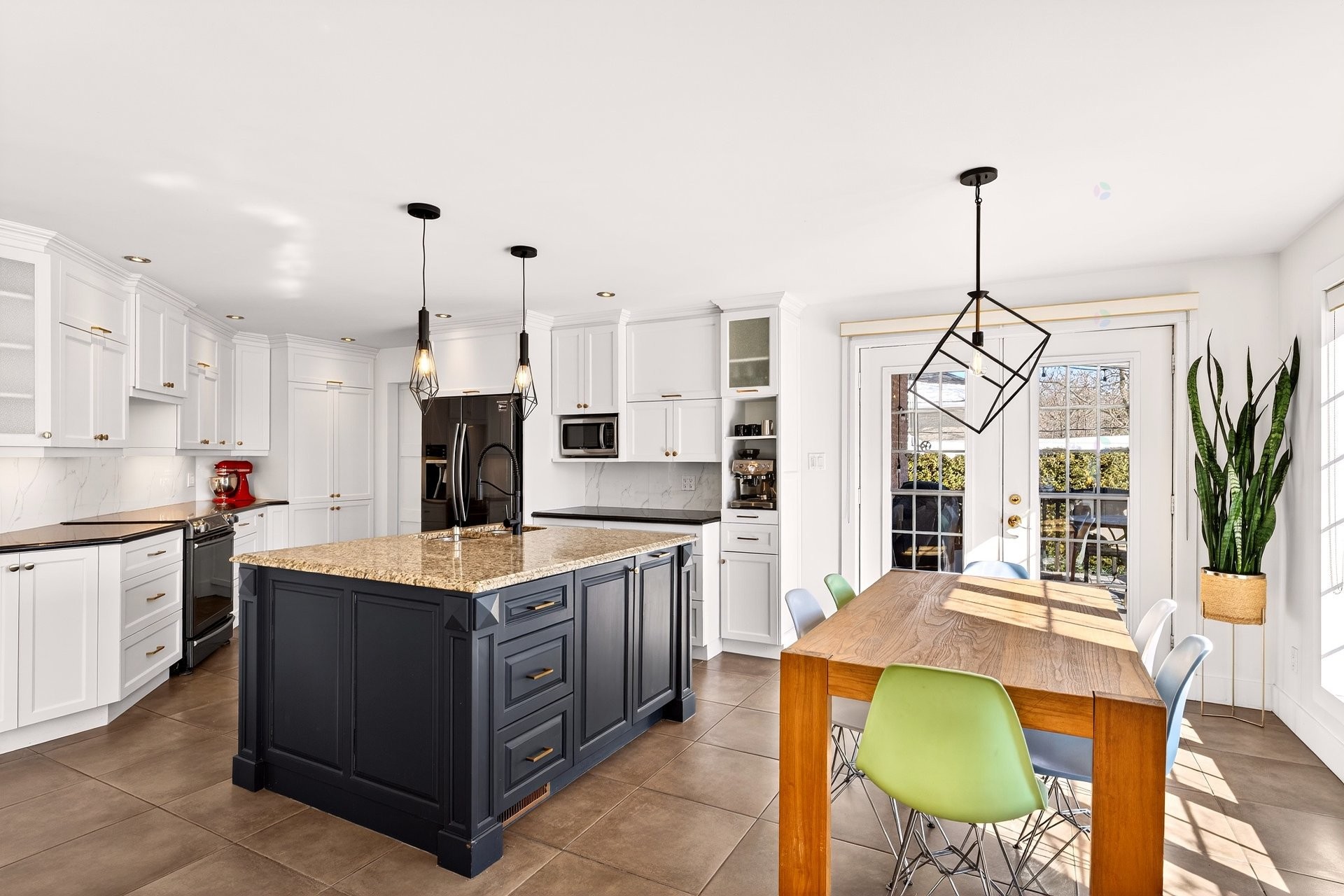 









2000


Rue La Rochefoucauld

,
Sherbrooke (Les Nations),




QC
J1L4H6

