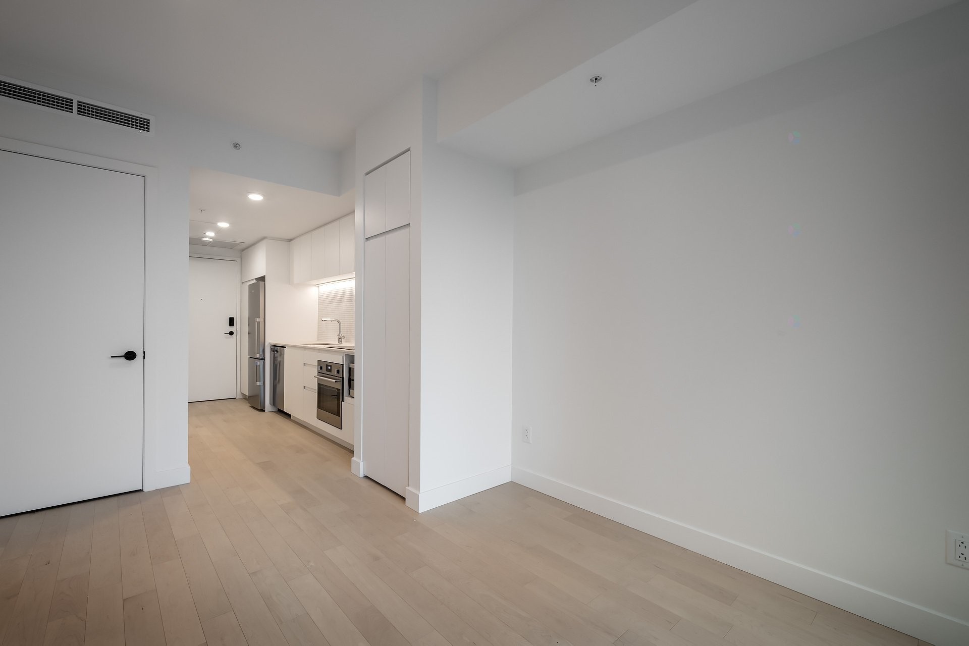 









1210


Rue Jeanne-Mance

, 4911,
Montréal (Ville-Marie),




QC
H2X1M1

