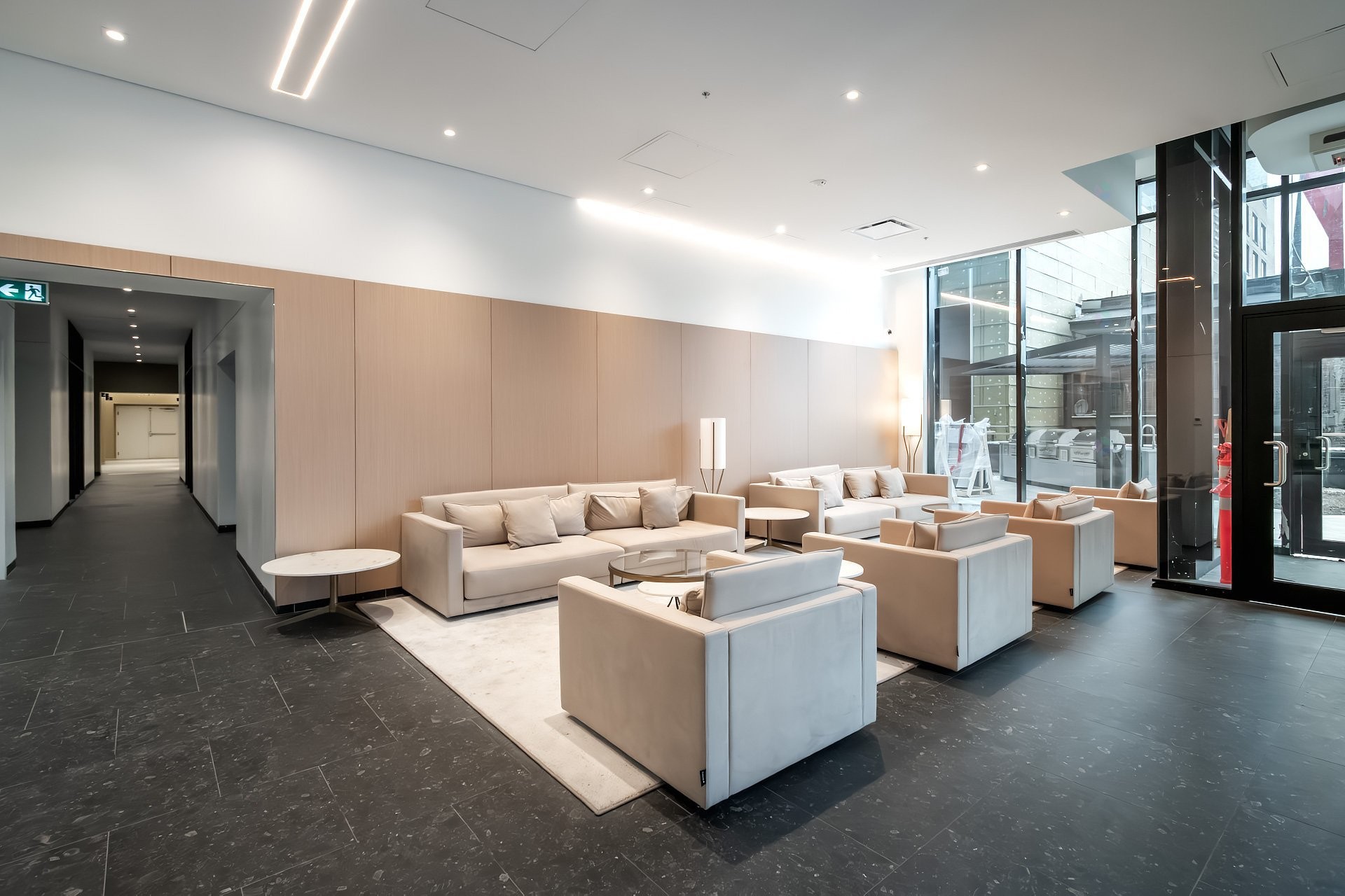 









1210


Rue Jeanne-Mance

, 4911,
Montréal (Ville-Marie),




QC
H2X1M1

