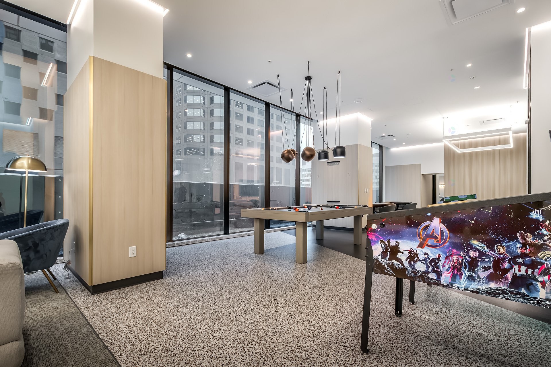 









1210


Rue Jeanne-Mance

, 4911,
Montréal (Ville-Marie),




QC
H2X1M1

