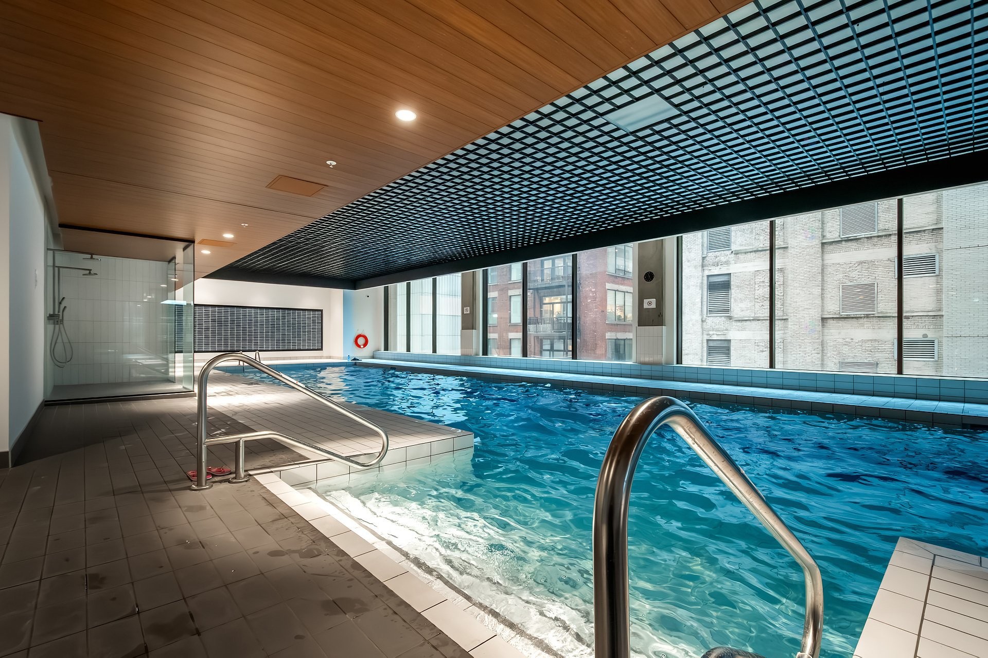 









1210


Rue Jeanne-Mance

, 4911,
Montréal (Ville-Marie),




QC
H2X1M1

