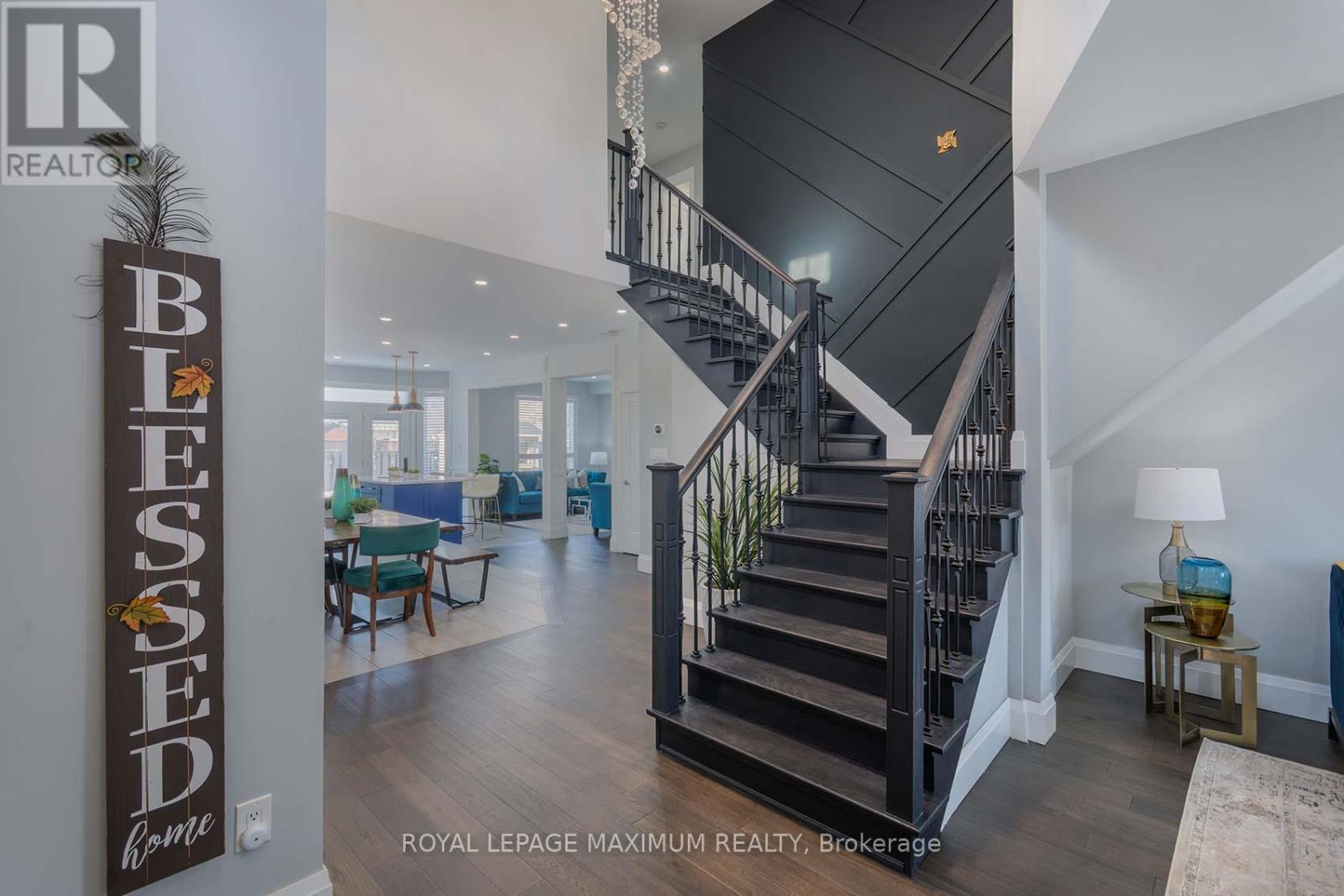 












26 MARBELLA ROAD

,
Vaughan,




Ontario
L4H1M2

