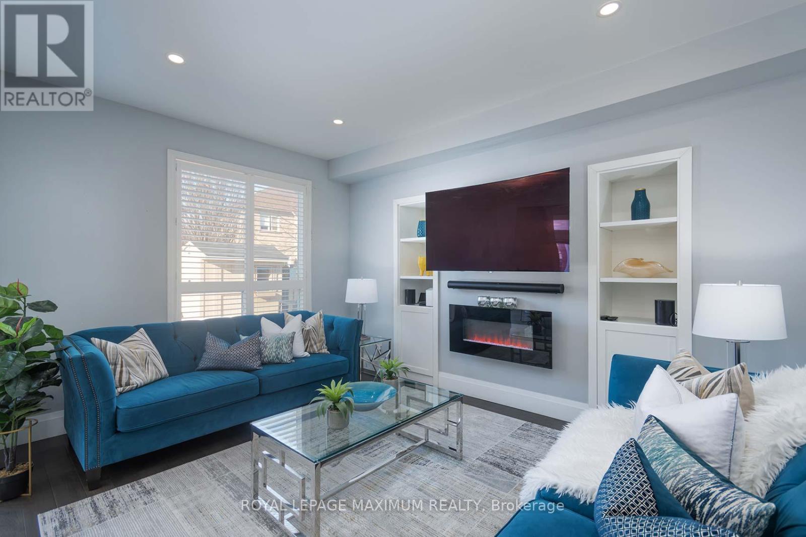 












26 MARBELLA ROAD

,
Vaughan,




Ontario
L4H1M2

