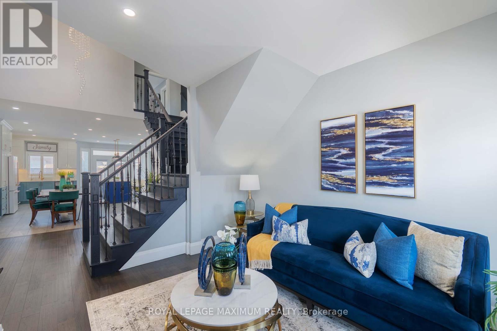 












26 MARBELLA ROAD

,
Vaughan,




Ontario
L4H1M2

