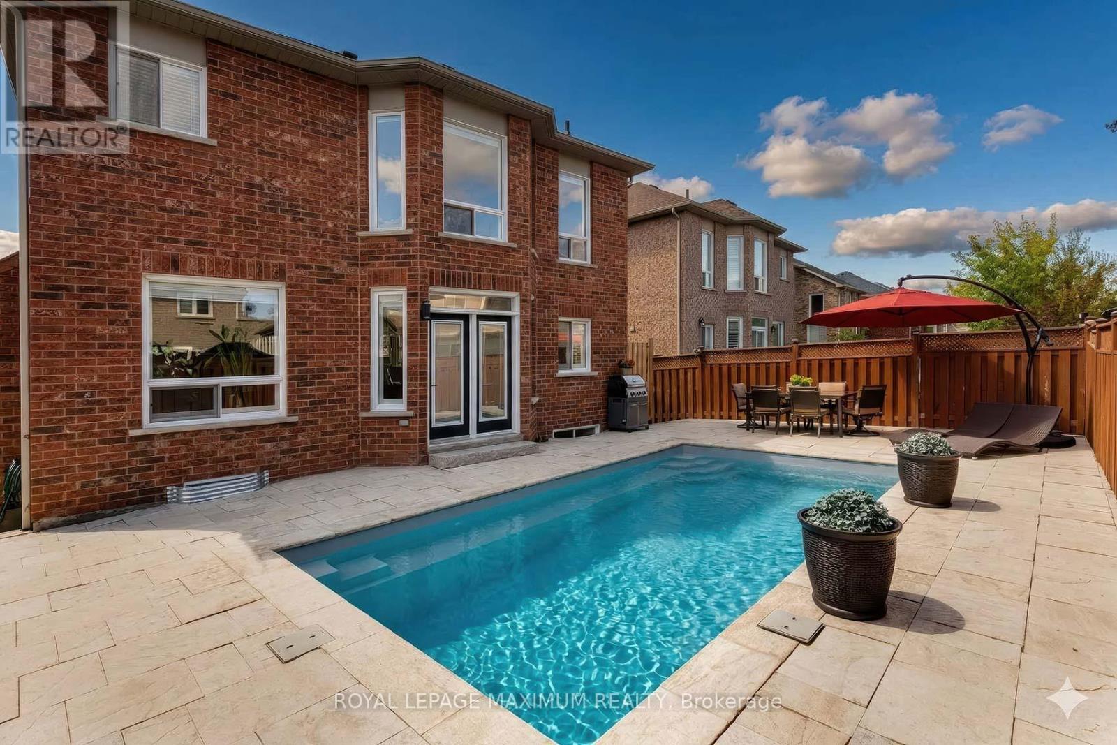 












26 MARBELLA ROAD

,
Vaughan,




Ontario
L4H1M2

