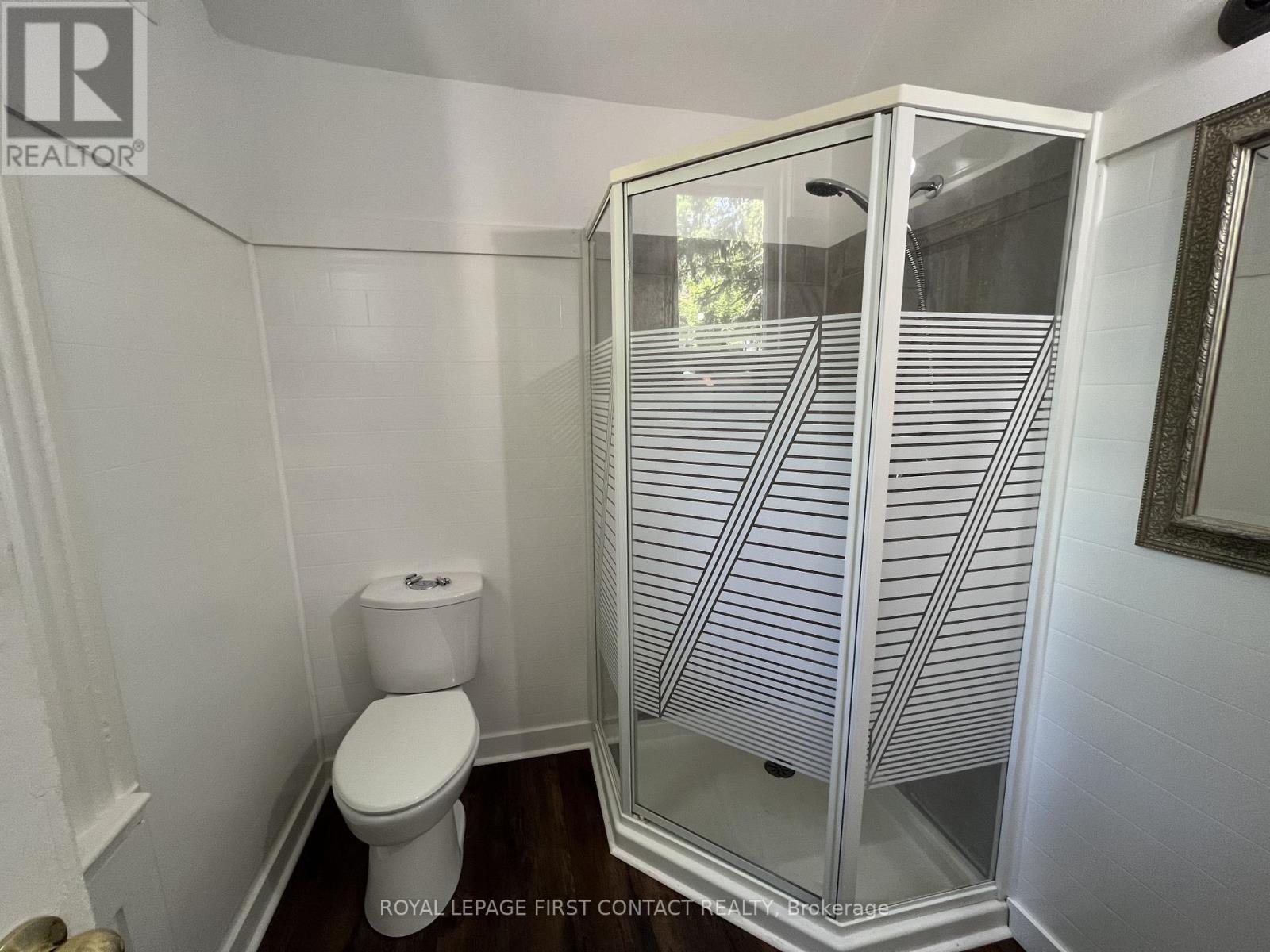 












B - 228 BAYFIELD STREET

,
Barrie,




Ontario
L4M3B7

