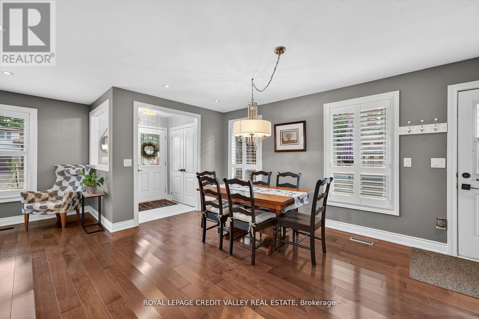 












24 WILLIS DRIVE

,
Brampton,




Ontario
L6W1A9

