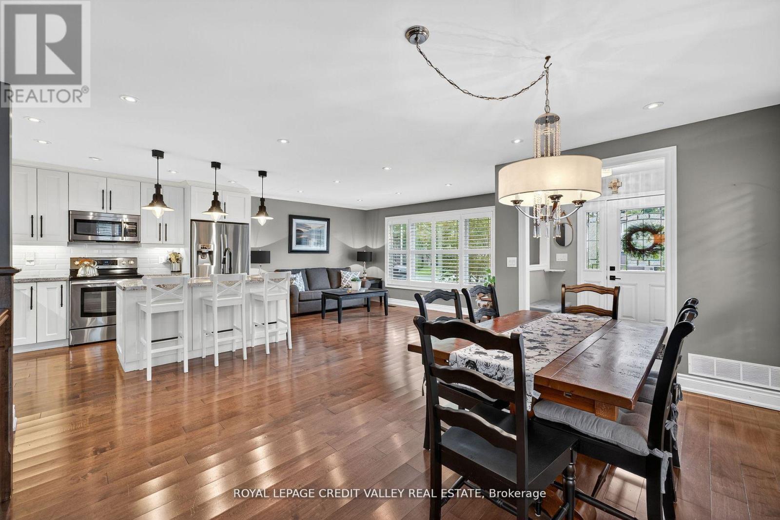 












24 WILLIS DRIVE

,
Brampton,




Ontario
L6W1A9

