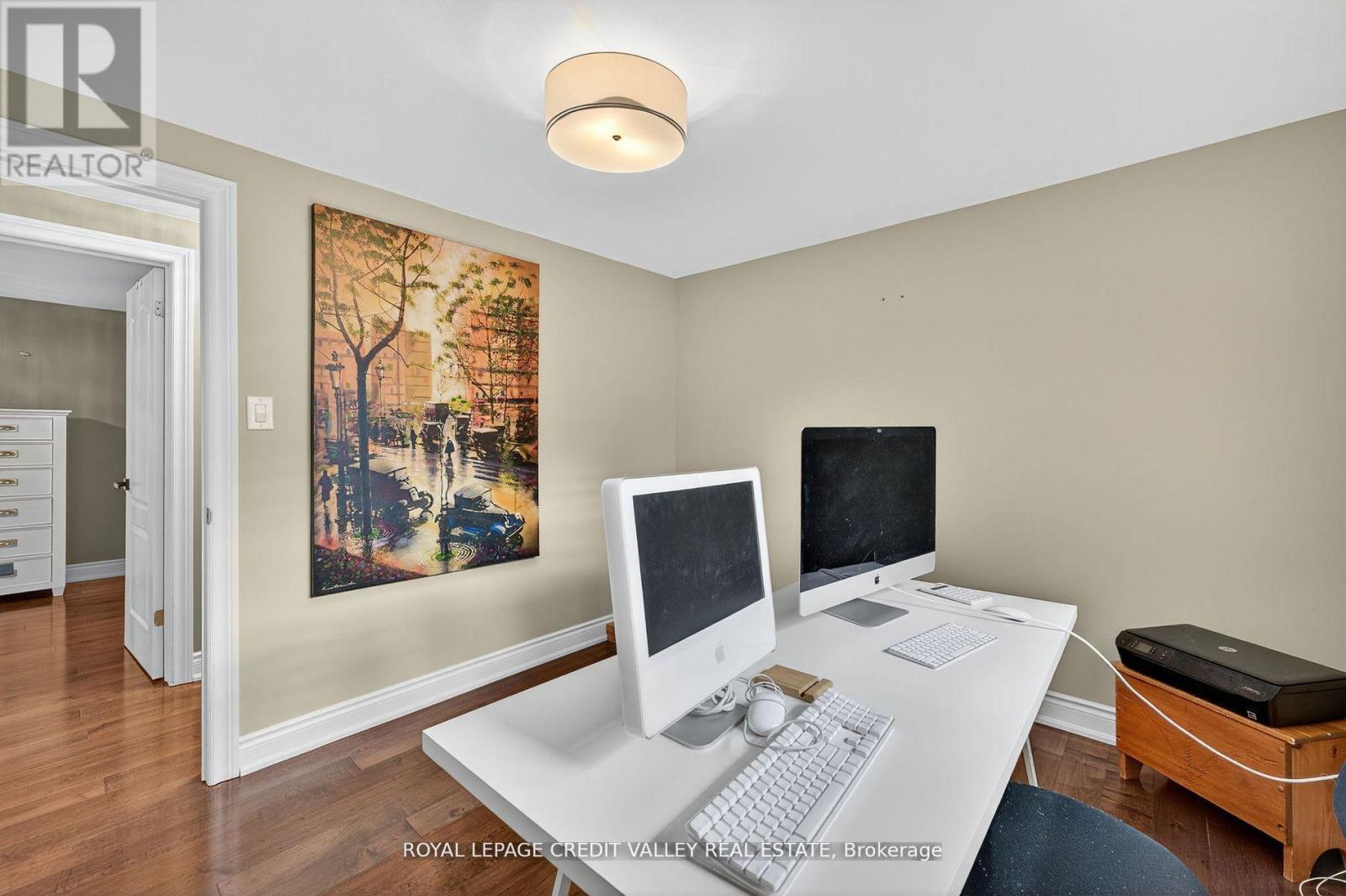 












24 WILLIS DRIVE

,
Brampton,




Ontario
L6W1A9

