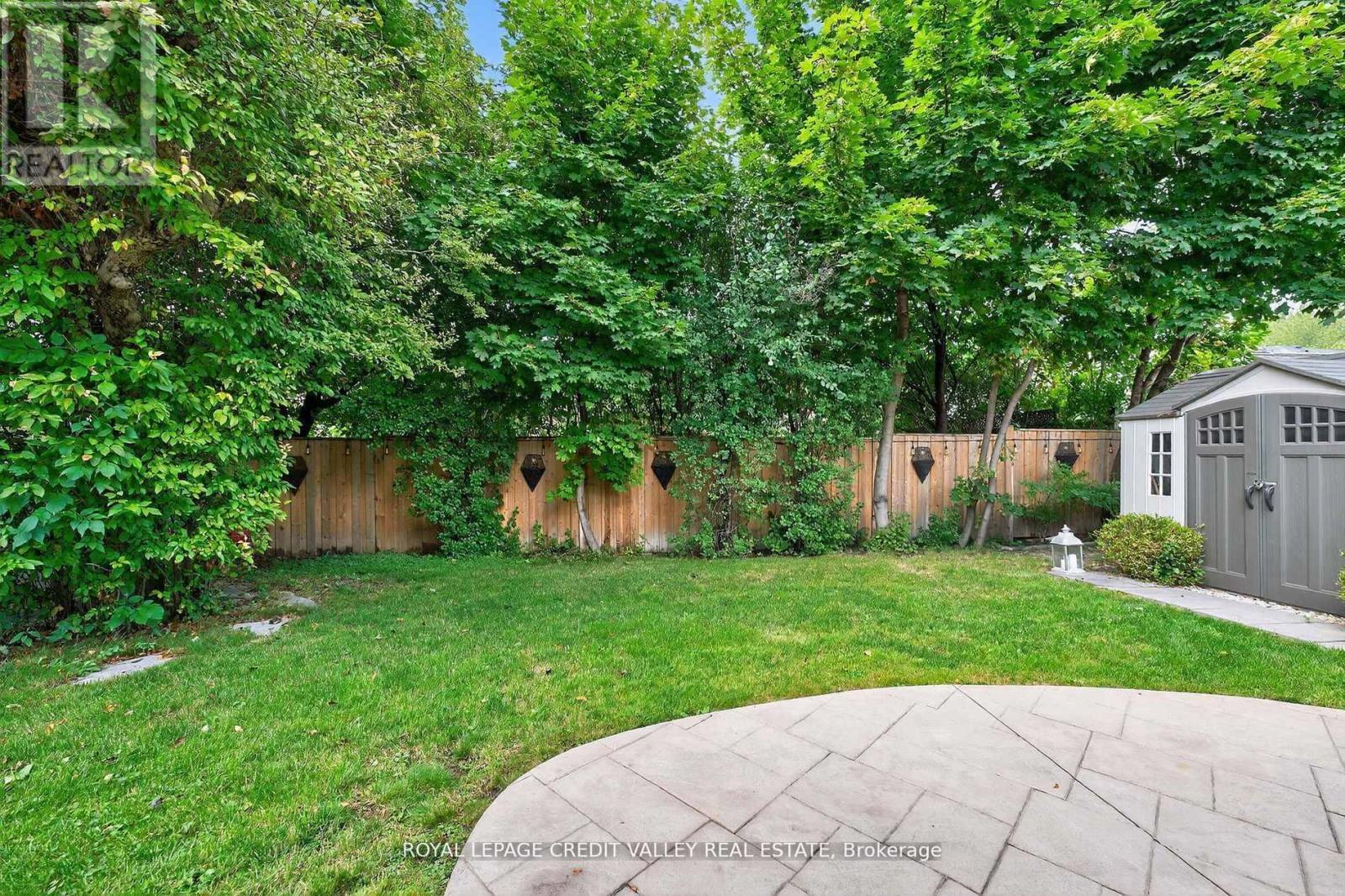 












24 WILLIS DRIVE

,
Brampton,




Ontario
L6W1A9

