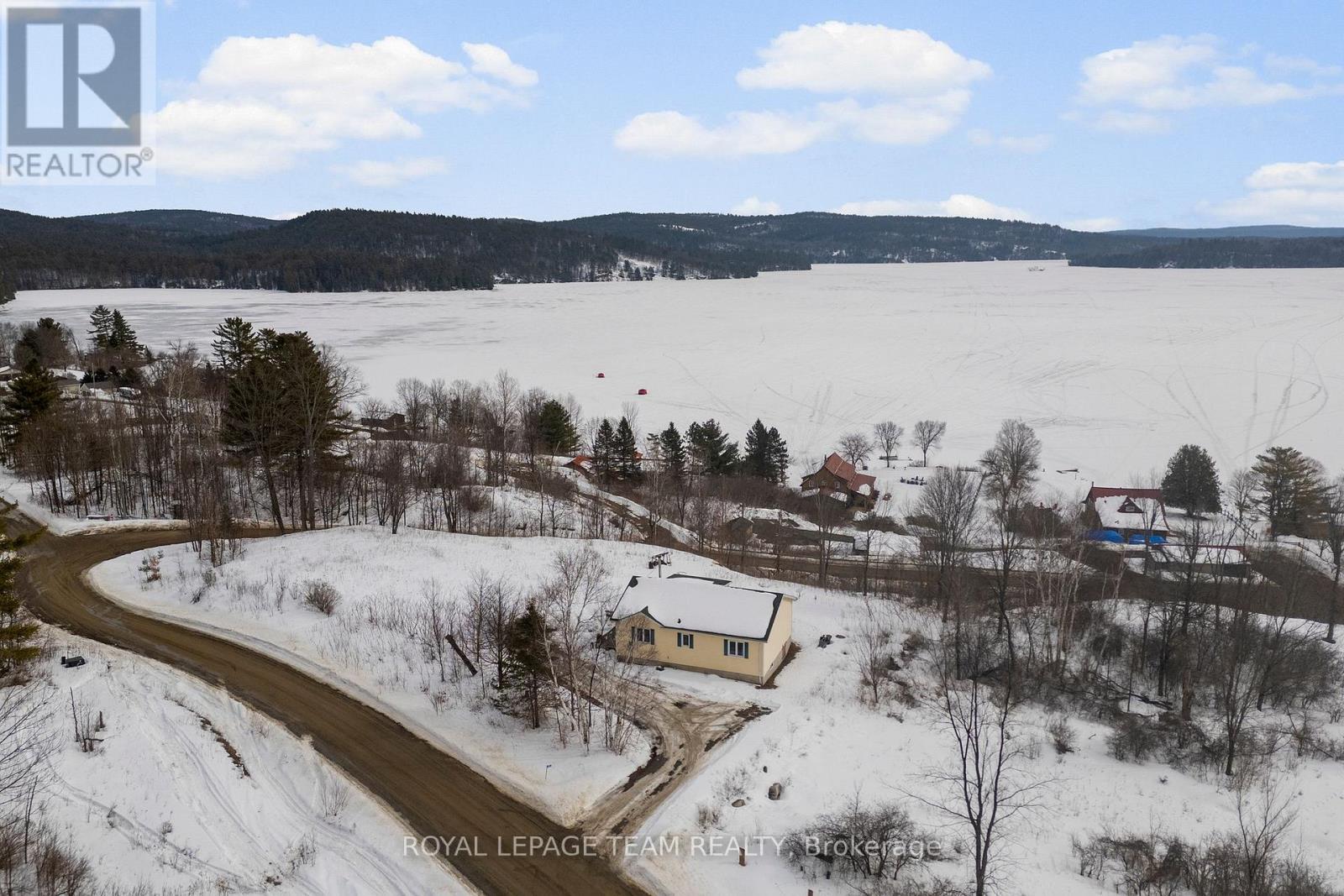 












1086 VICTORY LANE

,
Frontenac (Frontenac North),




Ontario
K0J1H0

