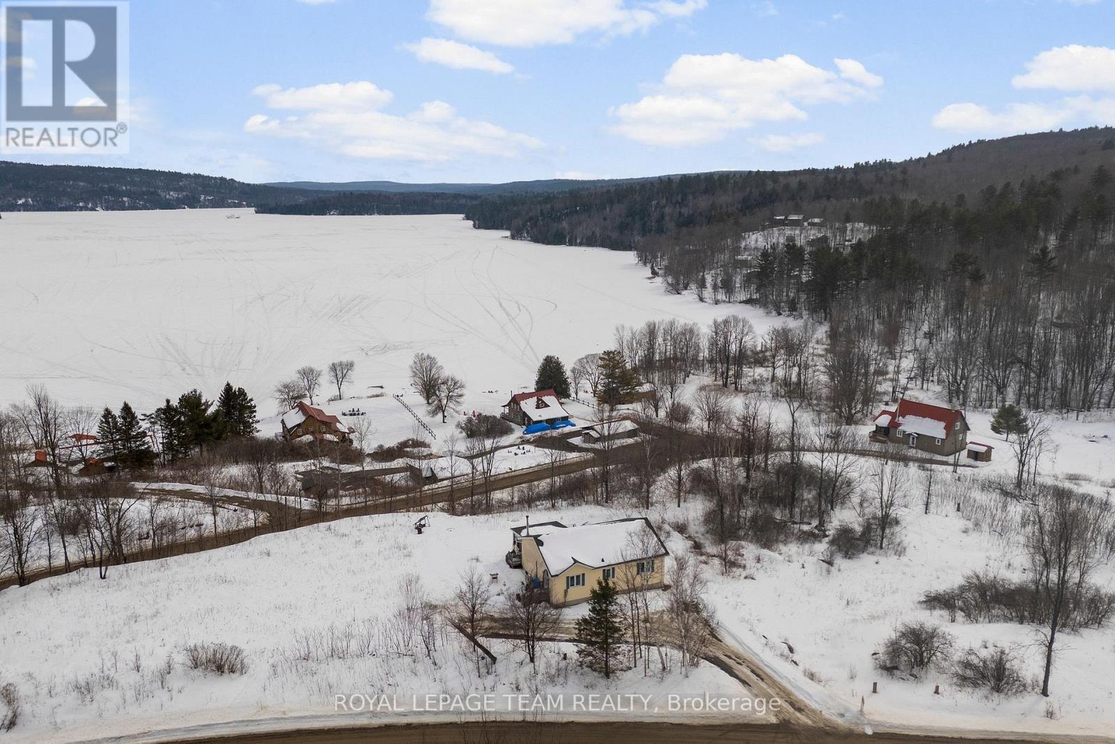 












1086 VICTORY LANE

,
Frontenac (Frontenac North),




Ontario
K0J1H0

