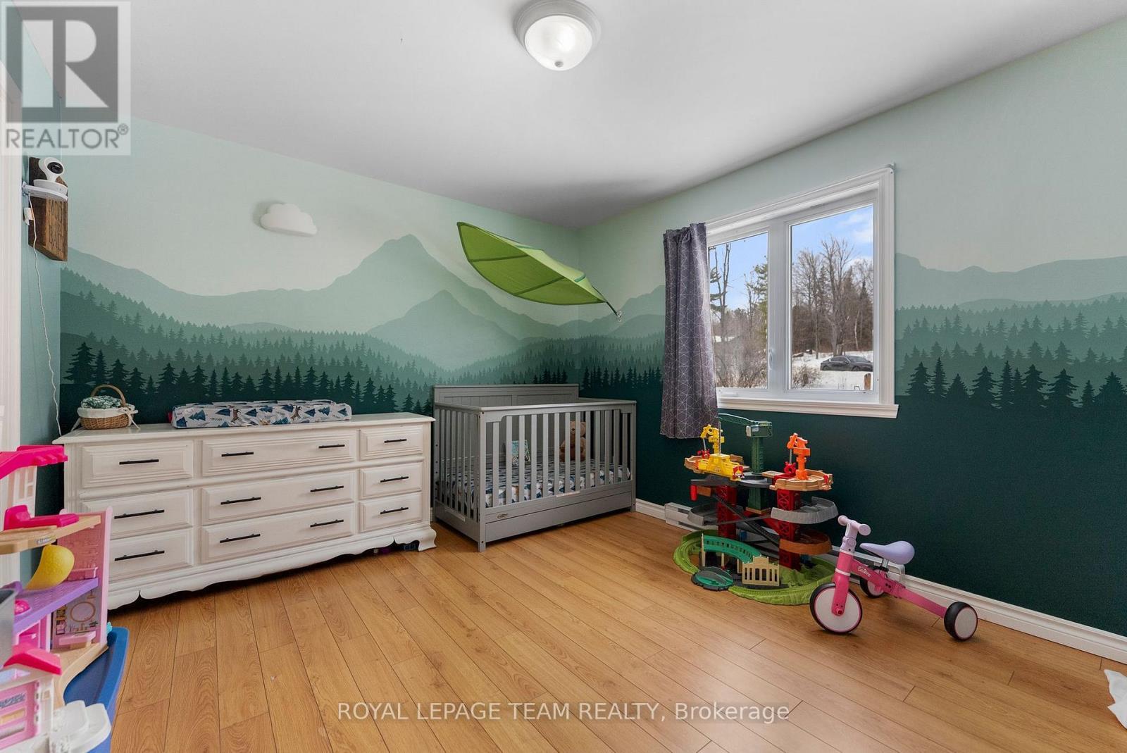 












1086 VICTORY LANE

,
Frontenac (Frontenac North),




Ontario
K0J1H0

