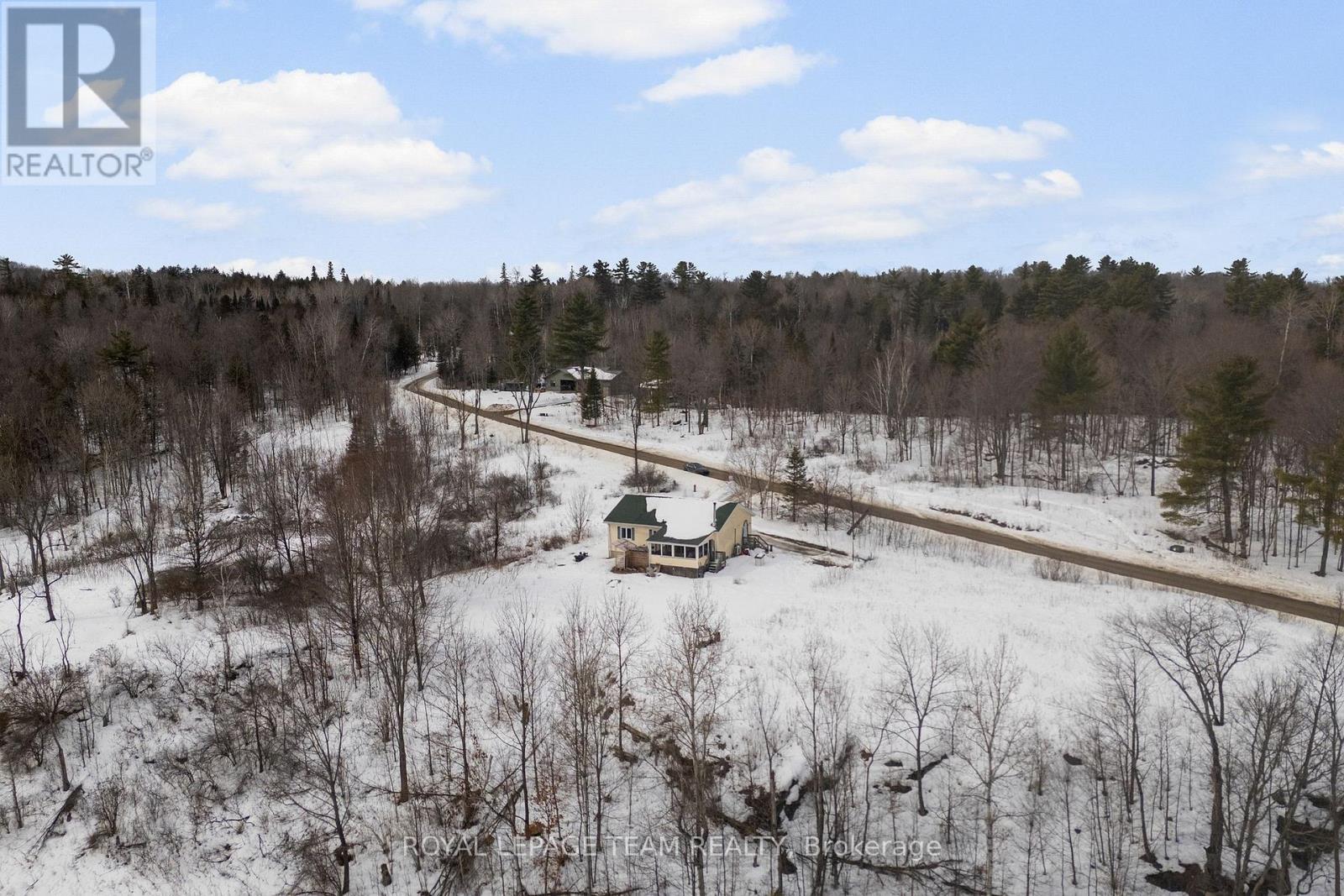 












1086 VICTORY LANE

,
Frontenac (Frontenac North),




Ontario
K0J1H0

